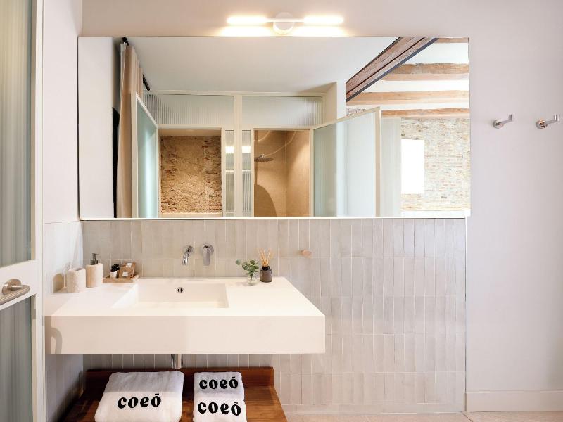 Coeo Santa Maria Signature Apartments image