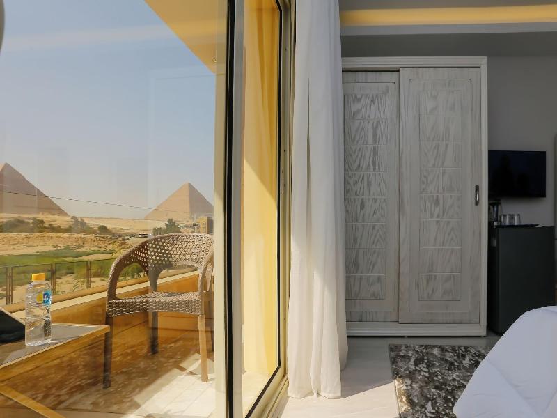 Pyramids Land Hotel image
