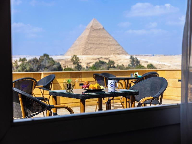 Pyramids Land Hotel image