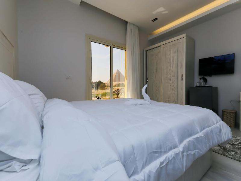 Pyramids Land Hotel image