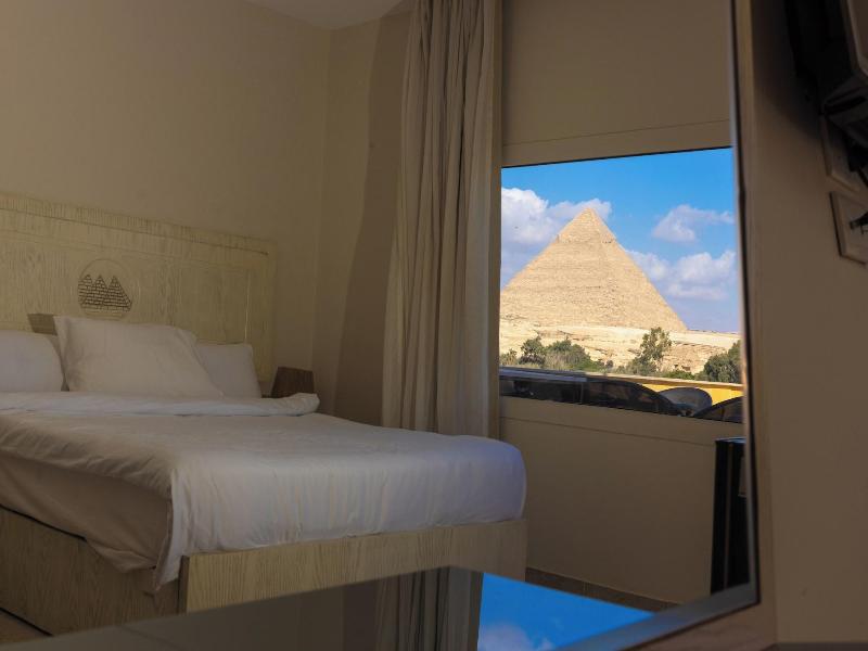 Pyramids Land Hotel image