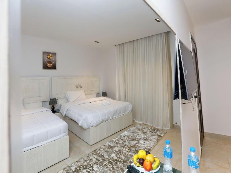 Pyramids Land Hotel image