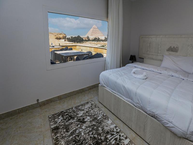 Pyramids Land Hotel image