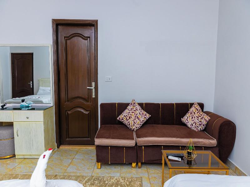 Pyramids Land Hotel image