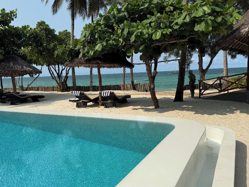 Manolo Beach Resort image