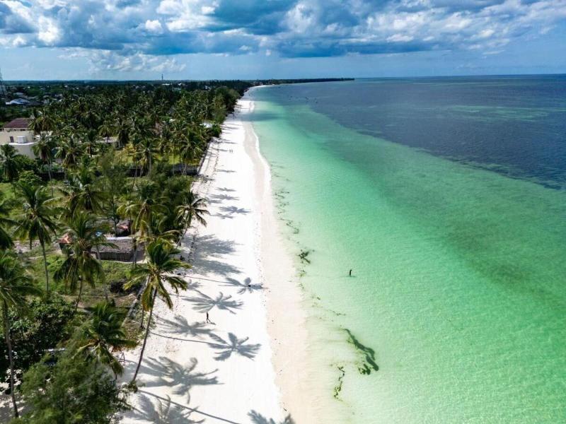 Manolo Beach Resort image
