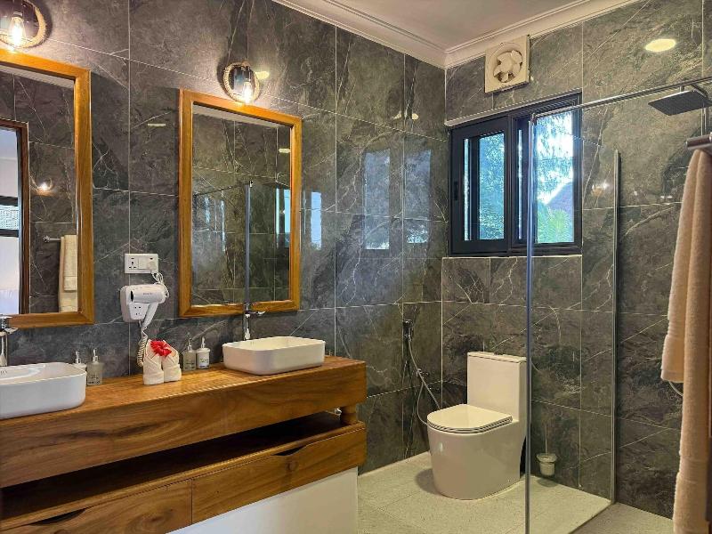Manolo Beach Resort image