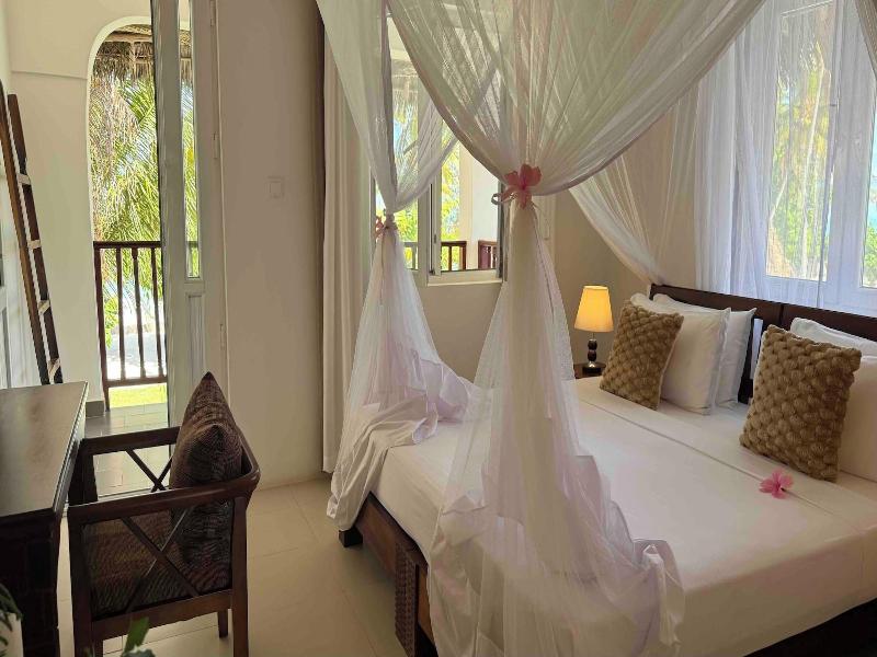 Manolo Beach Resort image