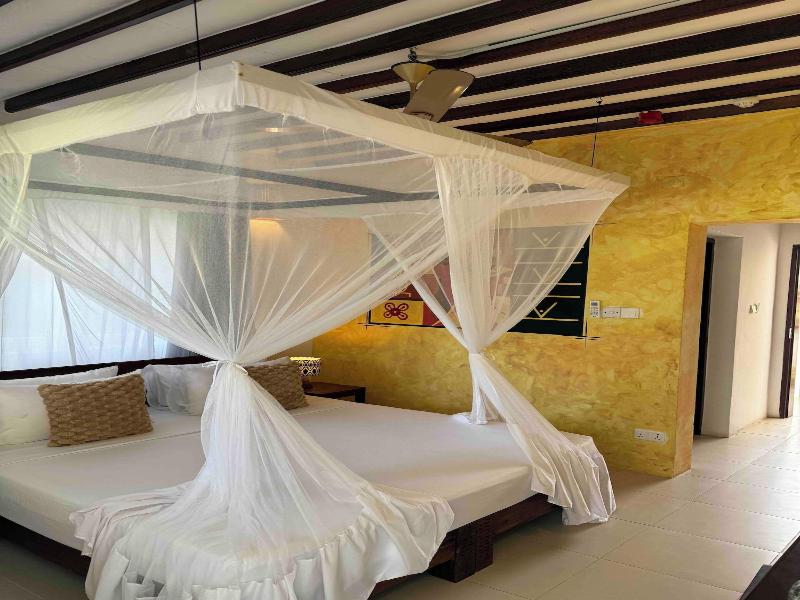 Manolo Beach Resort image
