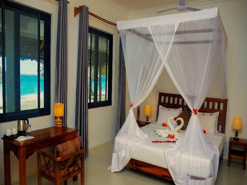 Manolo Beach Resort image