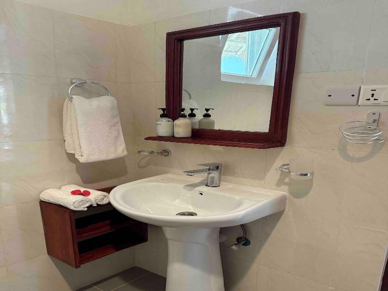 Manolo Beach Resort image