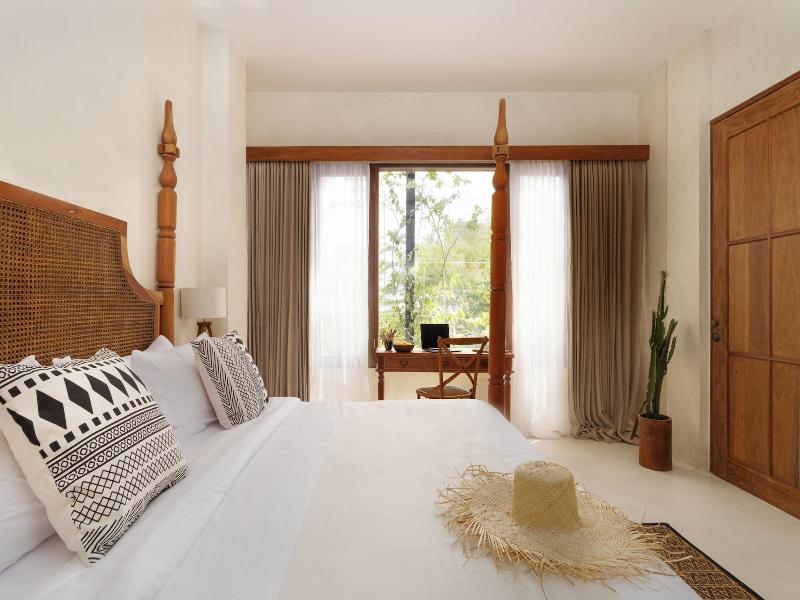 White Goose Boutique Hotel image
