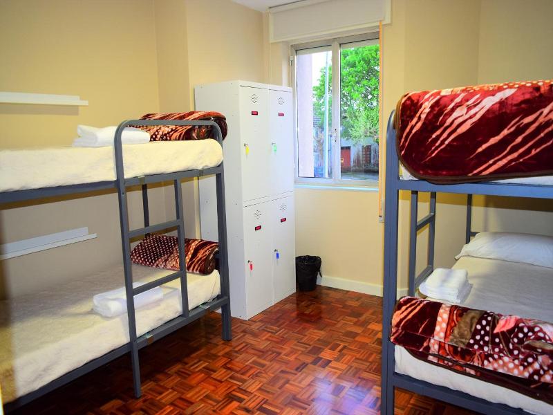 Albergue Mirás image