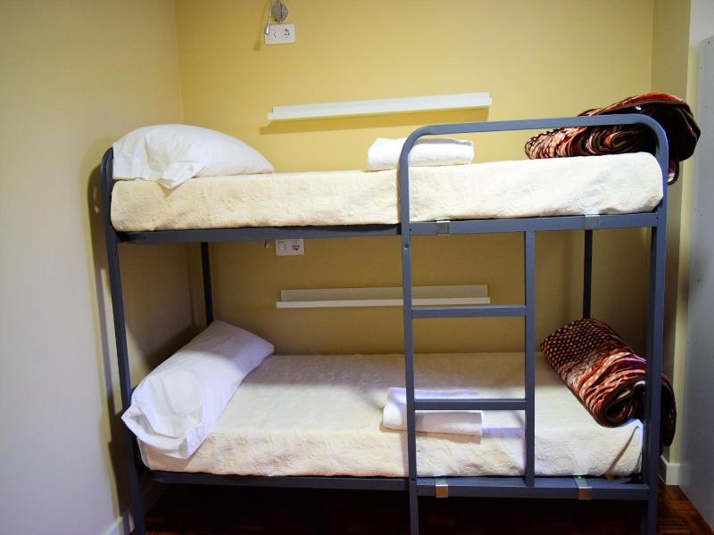 Albergue Mirás image