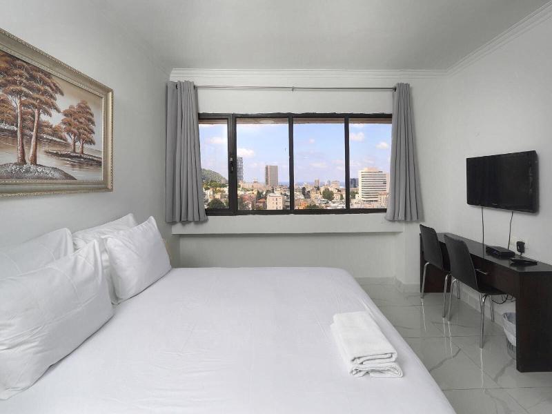Haifa Tower Hotel image