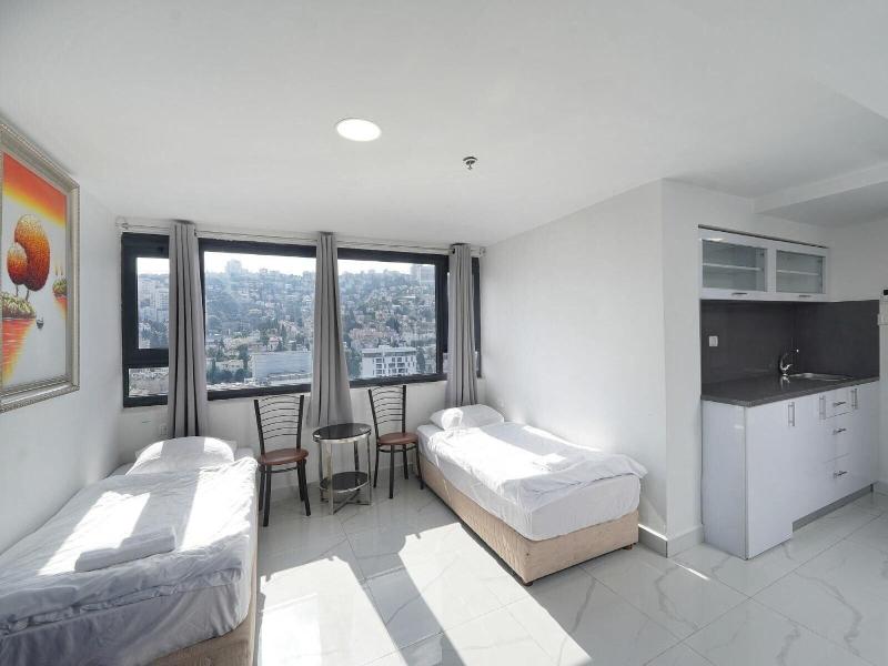 Haifa Tower Hotel image