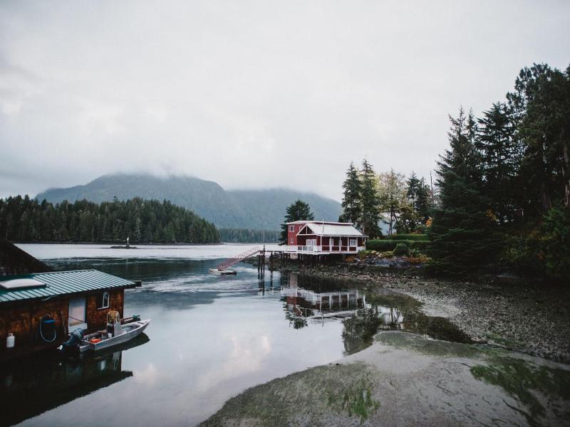 The Shoreline Tofino