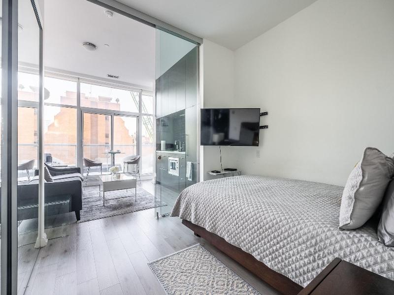 Charming Yorkville Condos — photo 15