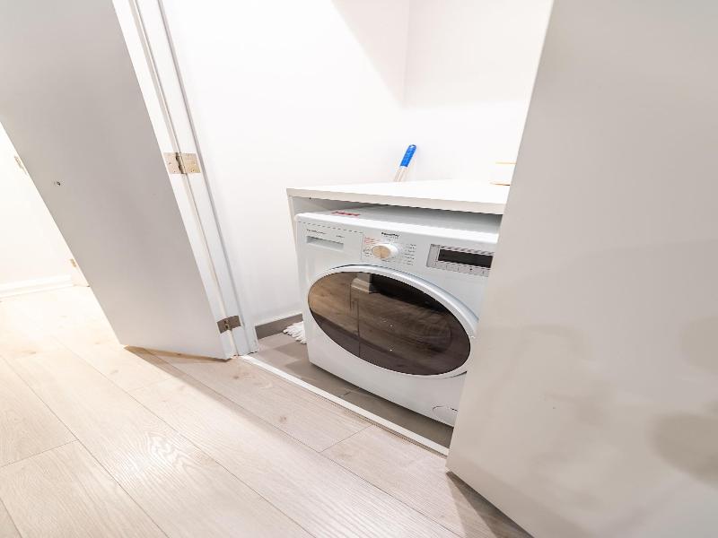 Charming Yorkville Condos — photo 16