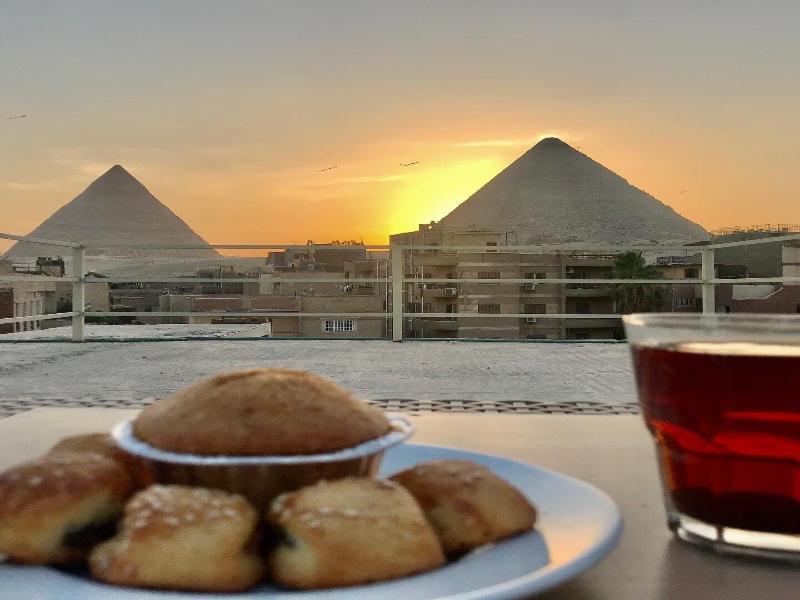 Pyramids Paradise Hotel image