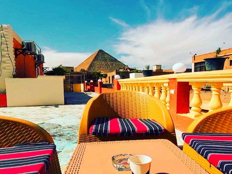 Pyramids Paradise Hotel image