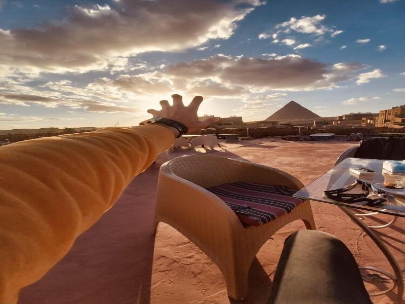 Pyramids Paradise Hotel image