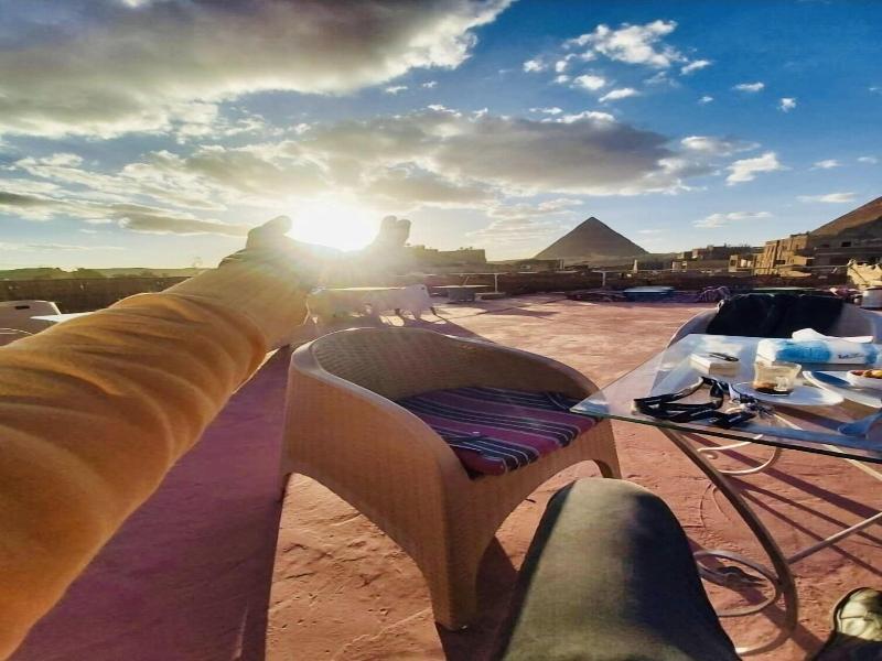 Pyramids Paradise Hotel image