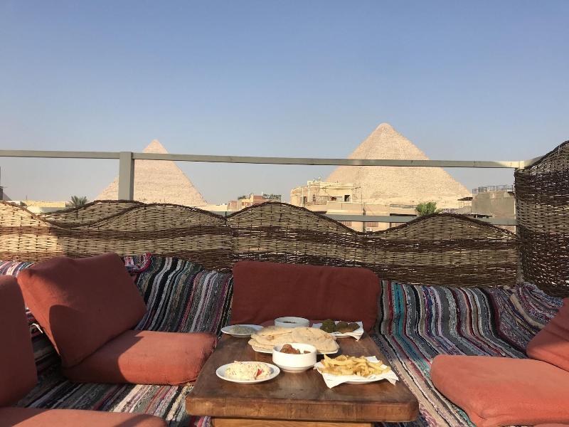 Pyramids Paradise Hotel image