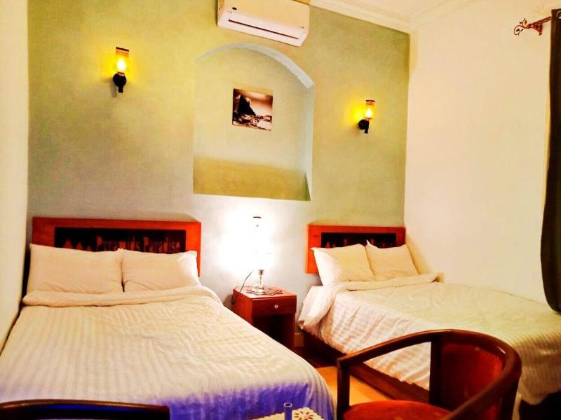 Pyramids Paradise Hotel image