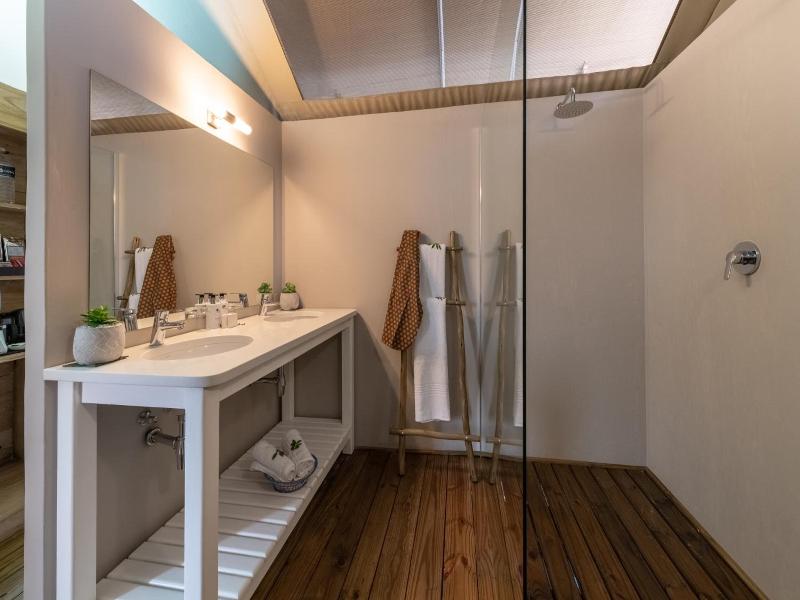 Ndhula Luxury Tented Lodge image
