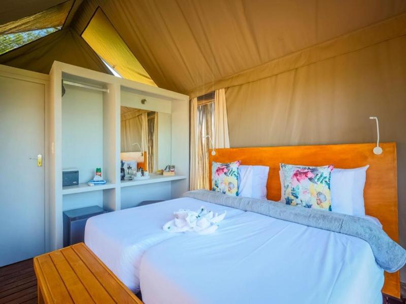 Ndhula Luxury Tented Lodge image