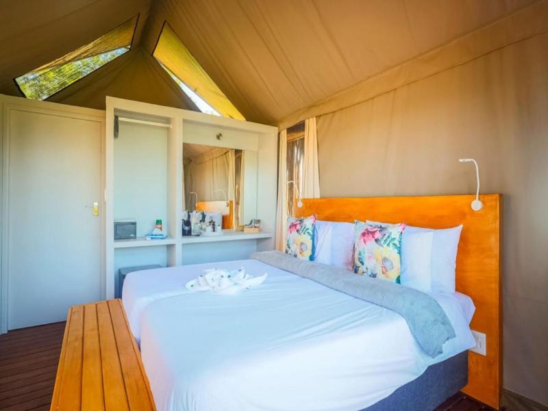 Ndhula Luxury Tented Lodge image