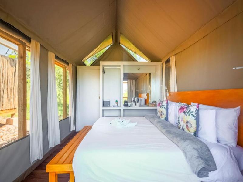 Ndhula Luxury Tented Lodge image