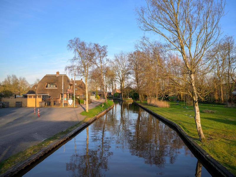 Hotel Giethoorn image