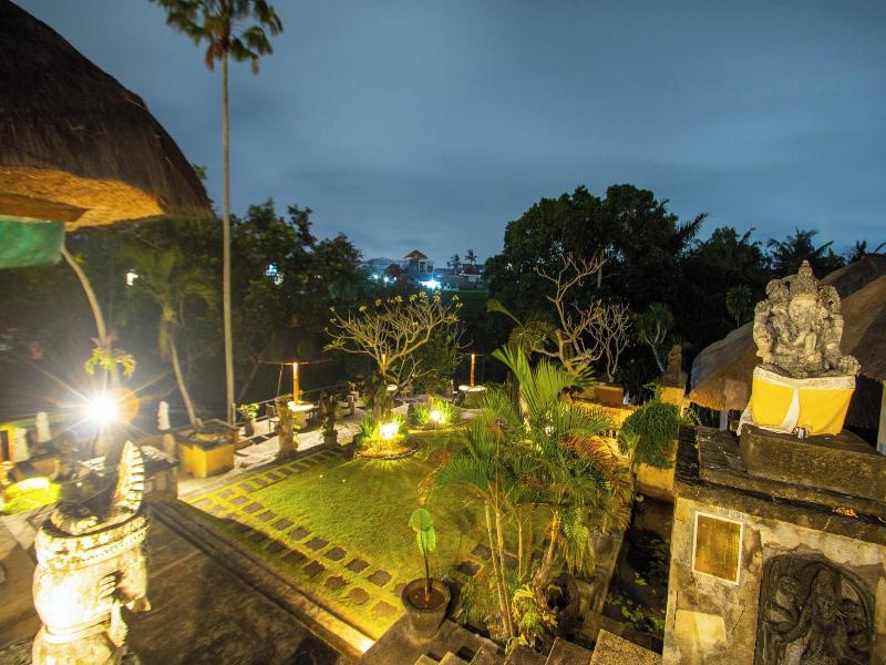 Alam Puri Art Museum And Villas image