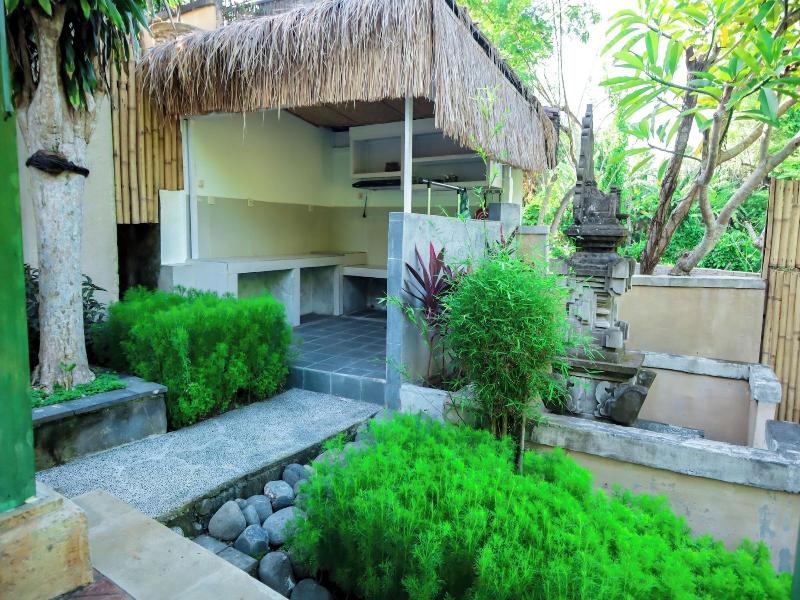 Alam Puri Art Museum And Villas image