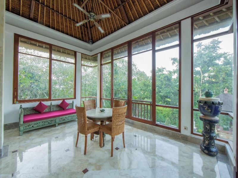 Alam Puri Art Museum And Villas image
