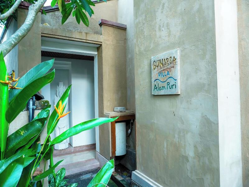 Alam Puri Art Museum And Villas image