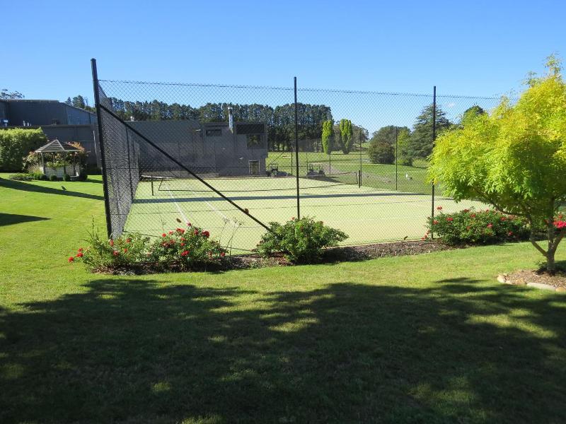 Golfview Lodge image