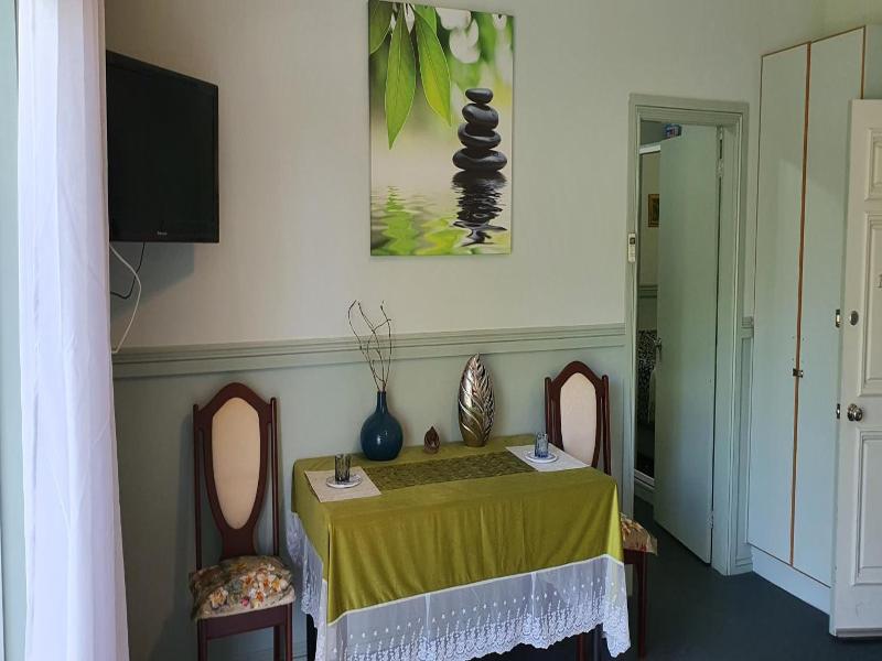 Golfview Lodge image
