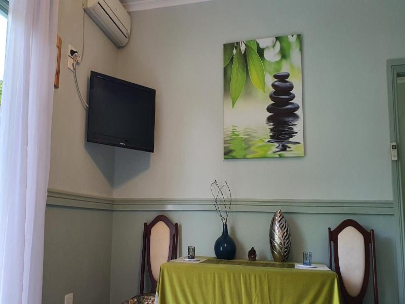 Golfview Lodge image