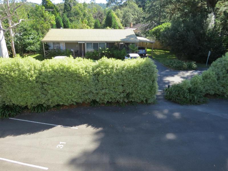 Golfview Lodge image