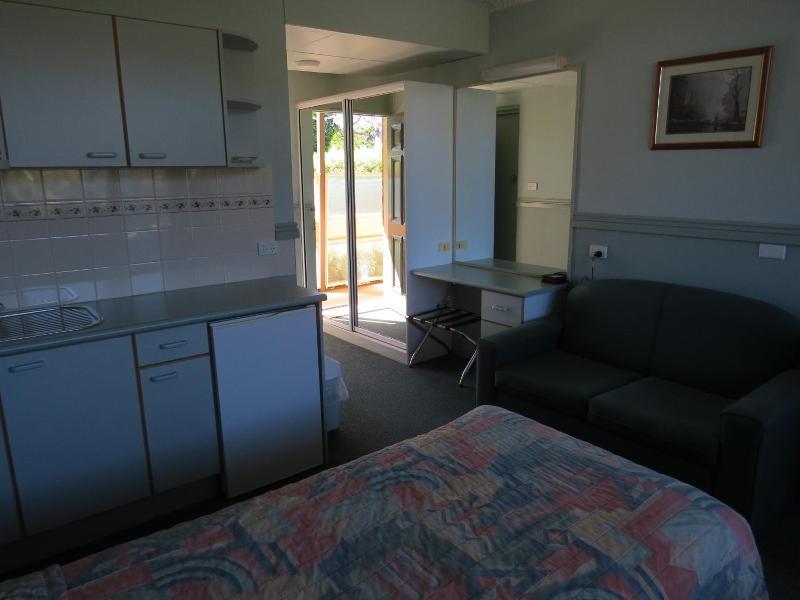 Golfview Lodge image