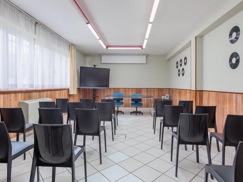 Al Centro image