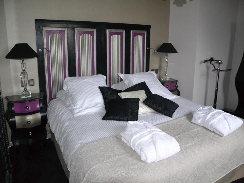 Au Petit Manoir image