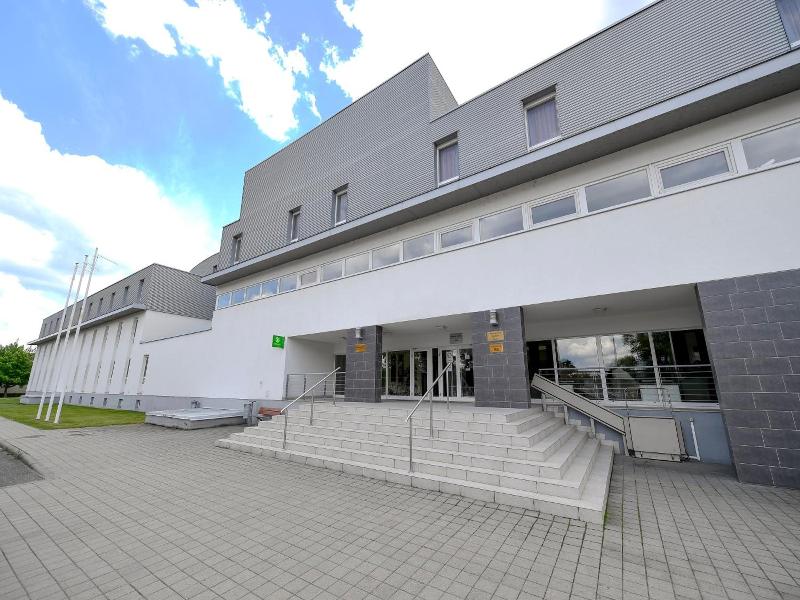 Campus Hotel image