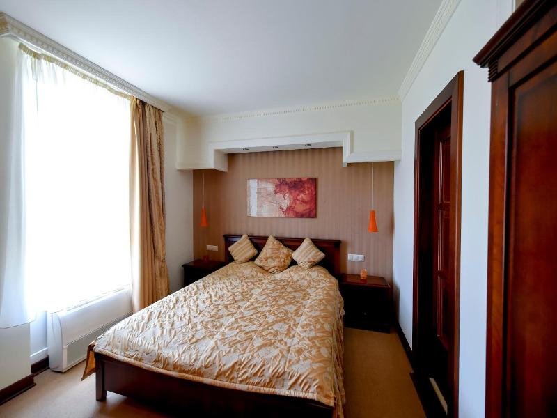 Campus Hotel image