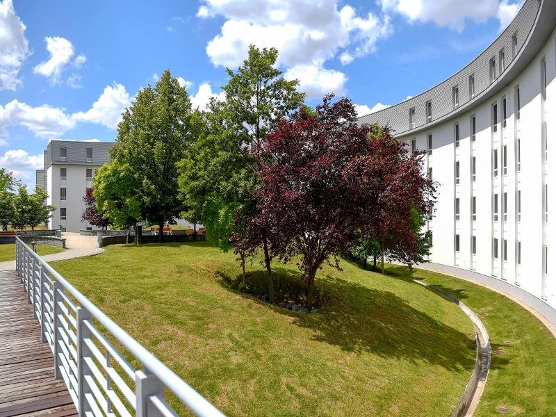 Campus Hotel image