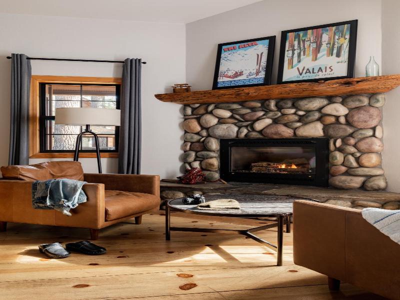 Black Bear Lodge image