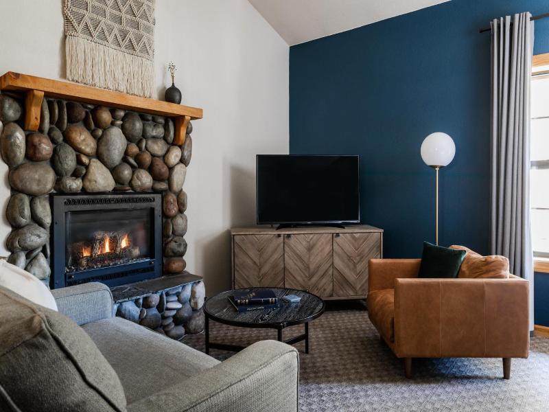 Black Bear Lodge image